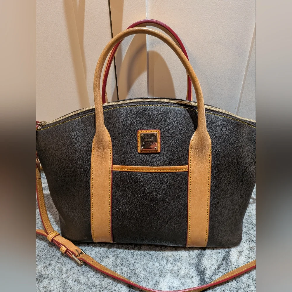 Dooney & Bourke Dark Brown Satchel Bag Pocketbook Great Condition